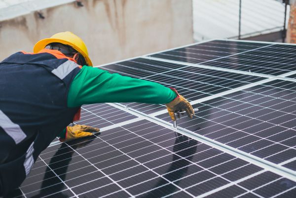 Schäfer: Brauchen mehr Tempo beim PV-Ausbau