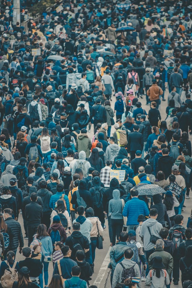 „Je länger wir schweigen – Demokratie braucht Dialog“